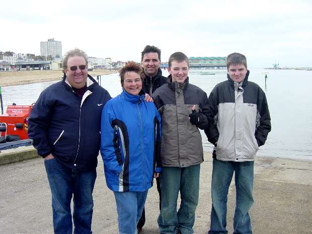 Trippers back on shore at Herne Bay