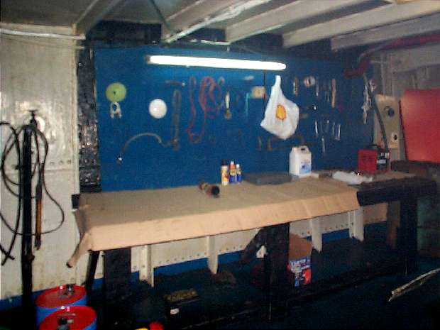 Generator bench