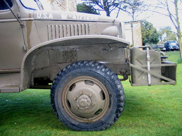 Truck wheel
