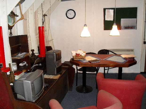 Lounge 2