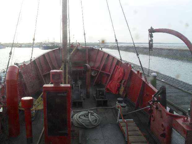 LV8 Foredeck 1