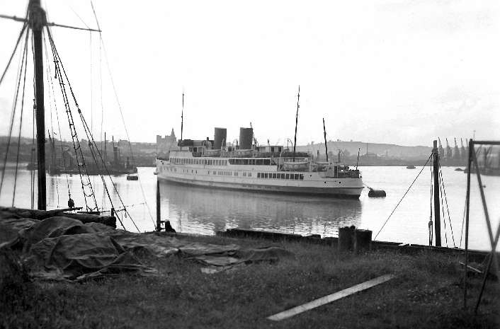 MV Queen of the Channel June 1935