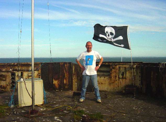 Skull & Cross Bones with Kevin