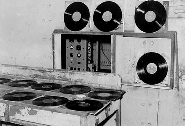 Radio Invicta Studio area
