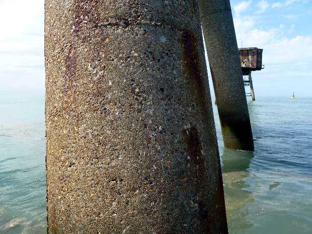 Control Tower leg detail