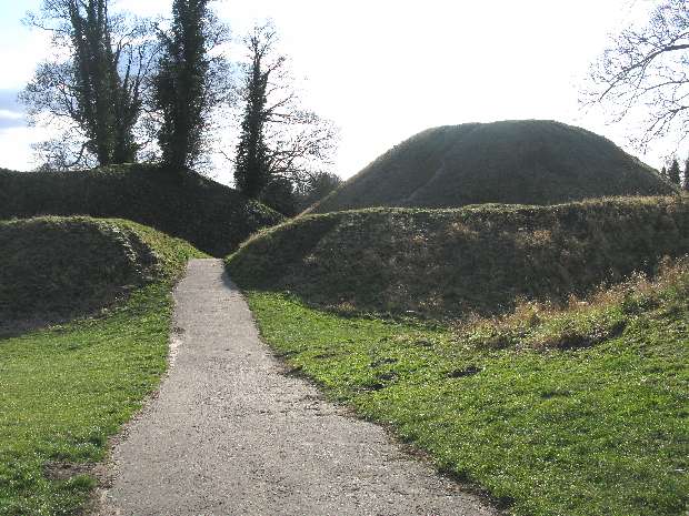 The Mound from Castle Street