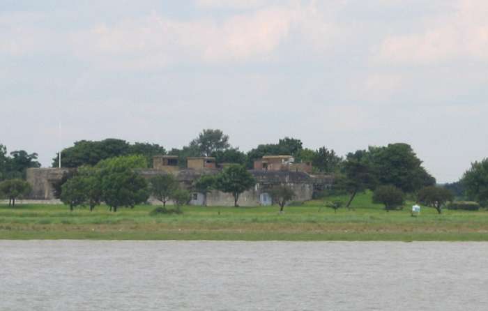 Thames Bank Fort
