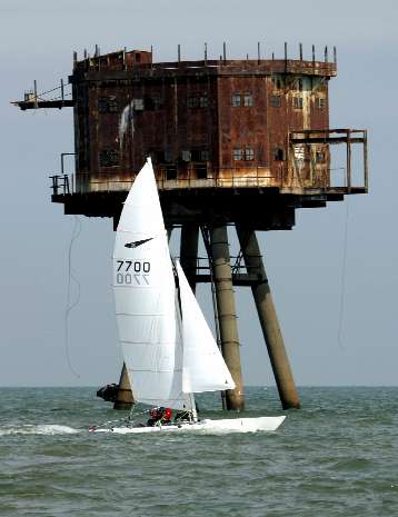 7700 by Searchlight Tower